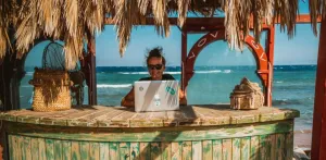 Thriving on a Budget: The Digital Nomad Lifestyle
